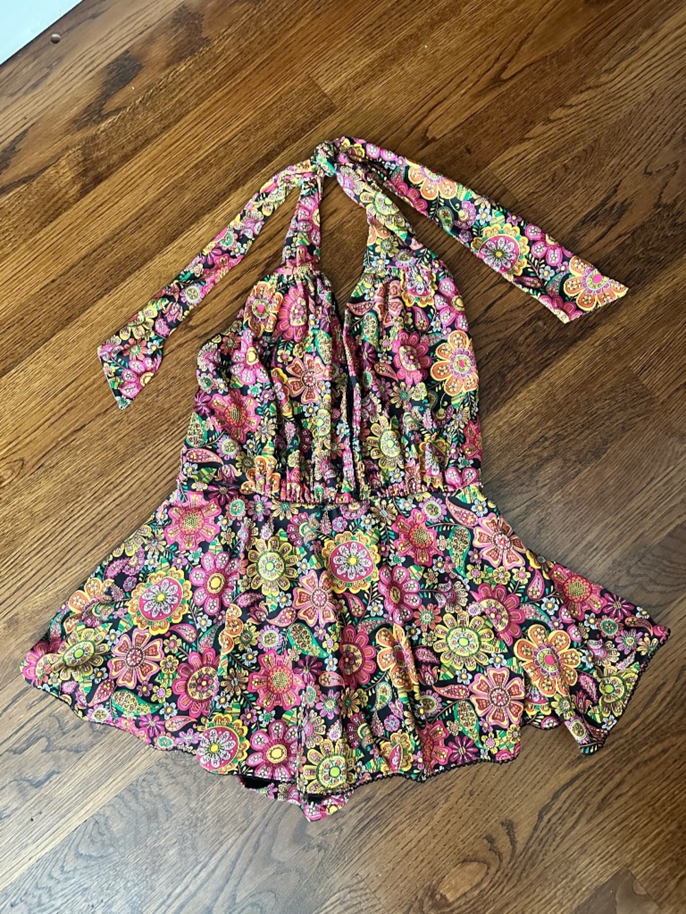 Unique Vintage Women's One-Piece Swimsuit – XL – Floral Halter Swimdress